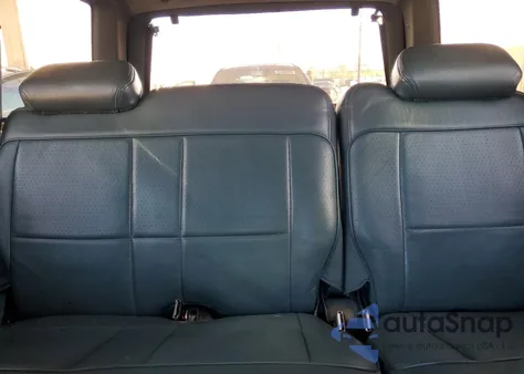 1997 Ford Explorer z USA, uszkodzony, nr VIN 1FMDU35P5VUA67640